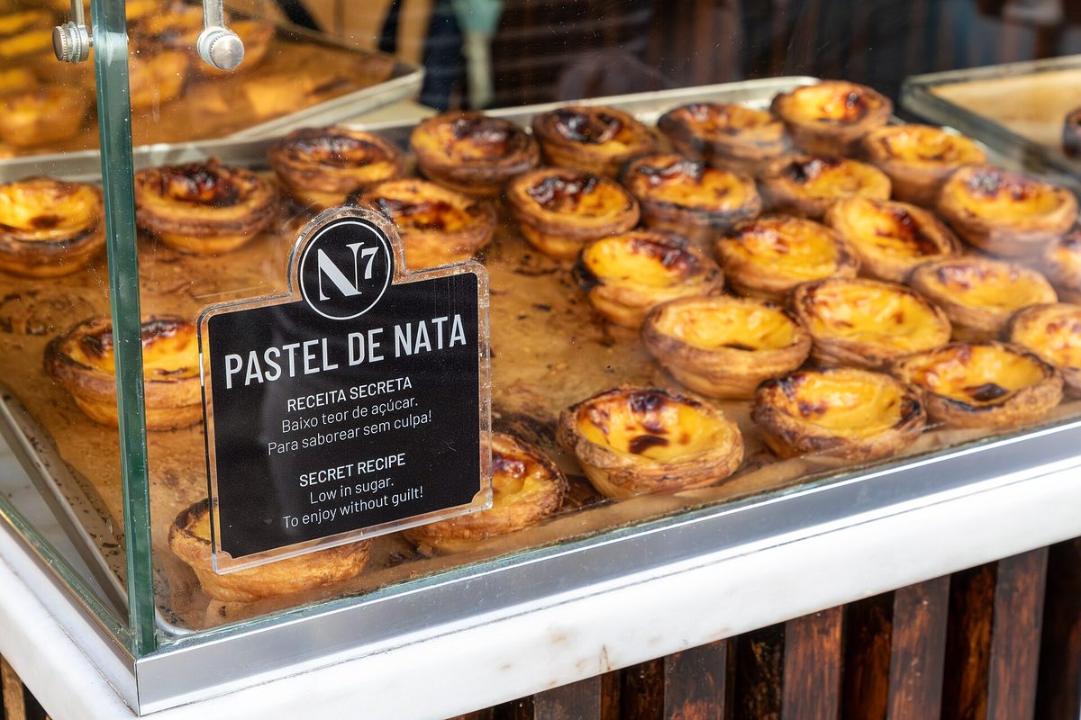 A warm pastel de nata.
