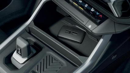 Carregador por indução para smartphone na consola central do Dacia Bigster